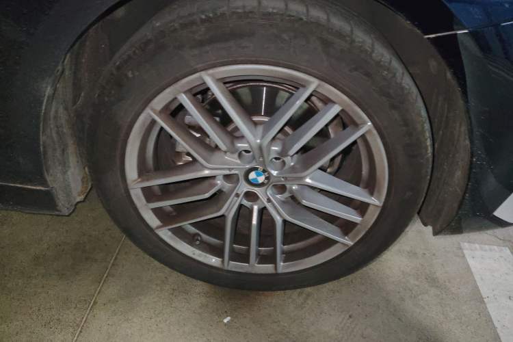 Used BMW 5 Series 2024 525Li Luxury Package
