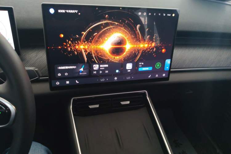 Used Chery Fengyun T9 2025 120 Long-Range Luxury Version 5 Seats Lithium Iron Phosphate Audio And AC Panel