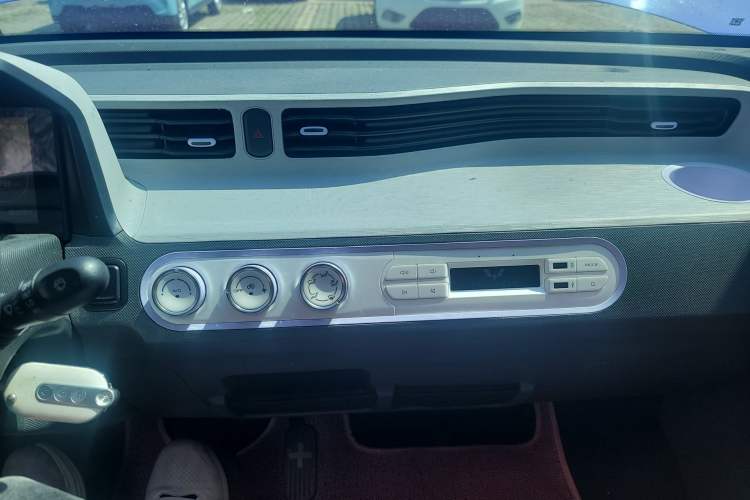 Used Wuling Hongguang MINIEV 2022 Macaron-Color Edition Lithium Iron Phosphate
