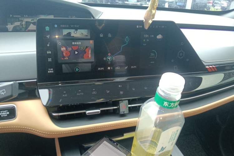 Used CHANGAN UNI-K 2021 2.0T All-Wheel Drive Prestige Version
