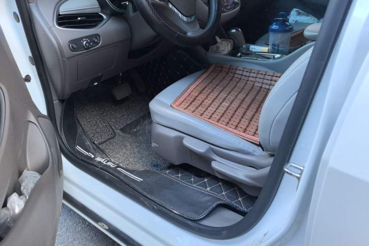 Used Chevrolet Malibu XL 2018 530T Automatic Luxury Edition Driver Seat