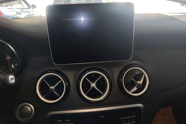 Used Mercedes-Benz GLA 2019 GLA 200 Fashion Model
