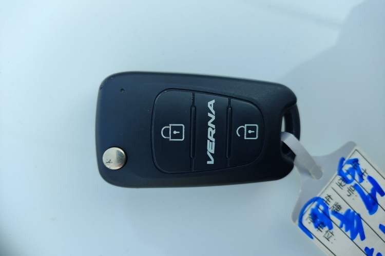 Used Hyundai Verna Ray 2016 1.4L Automatic Leading-Edge GLX Vehicle Key