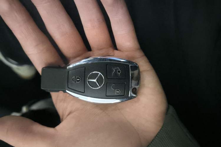 Used Mercedes-Benz GLC 2017 GLC 260 4MATIC Luxury Model
