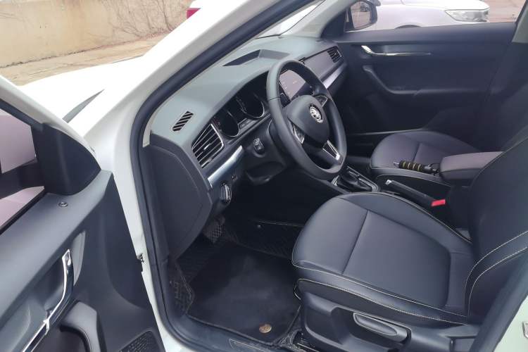 Used Skoda Kamiq 2021 1.5L Automatic Standard Edition Driver Seat