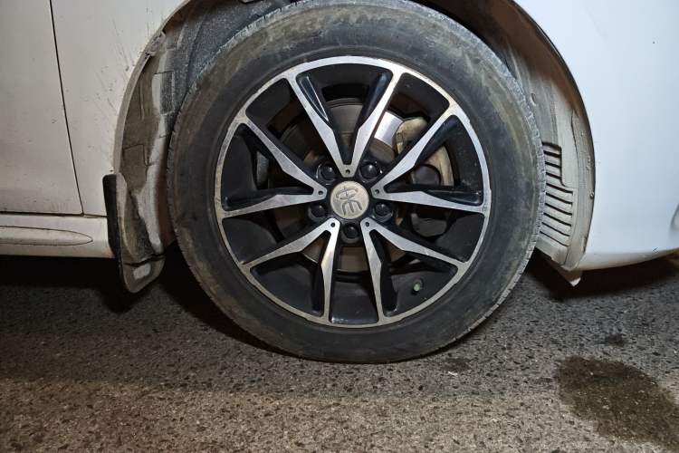 Used BYD Song MAX 2018 1.5T Automatic Smart Connect Luxury 6-Seater