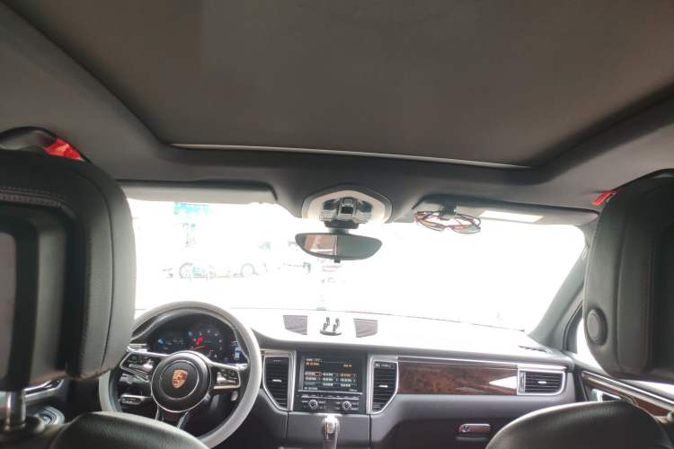 Used Porsche Macan 2014 Macan 2.0T
