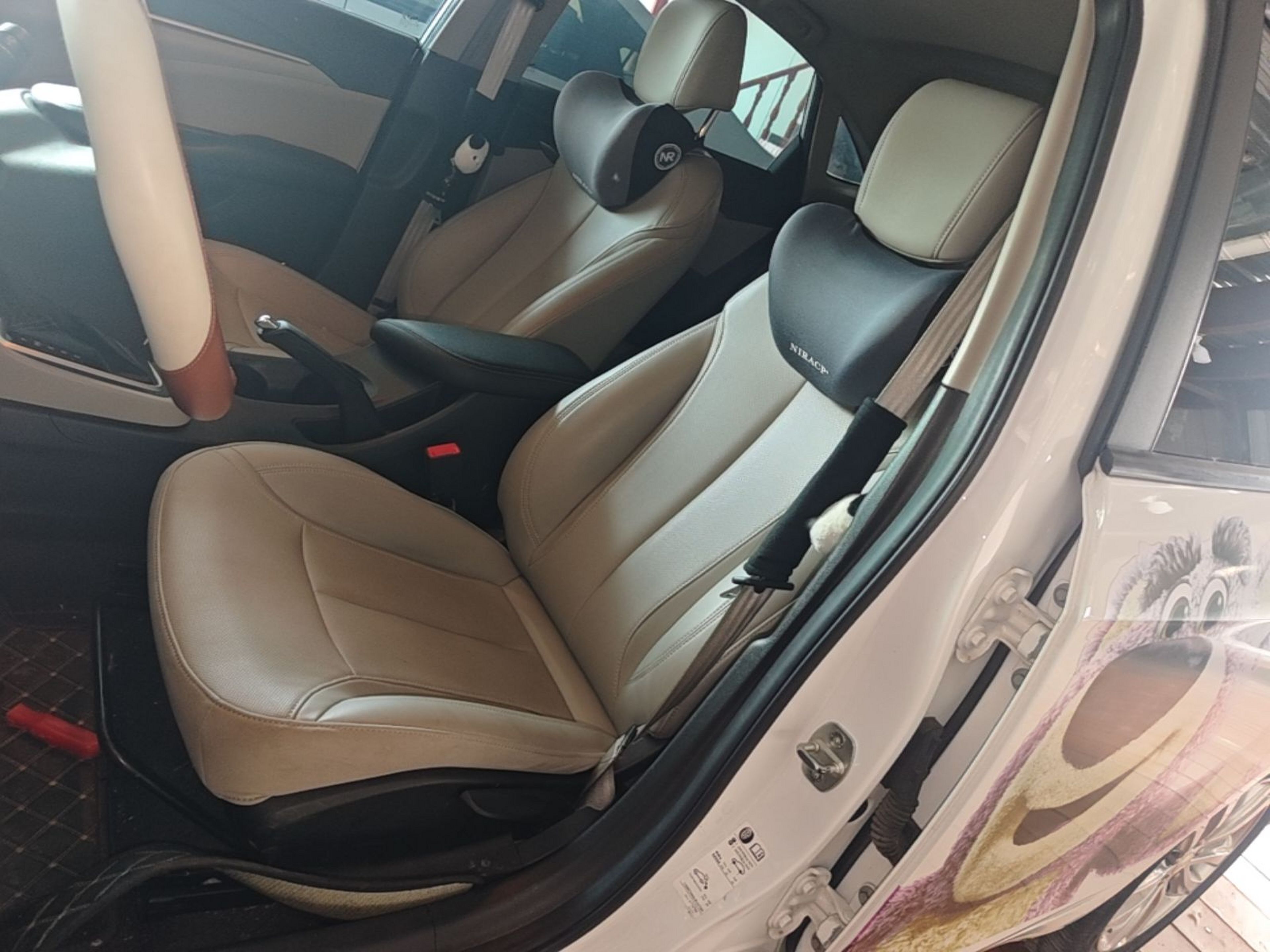 Interior delantero