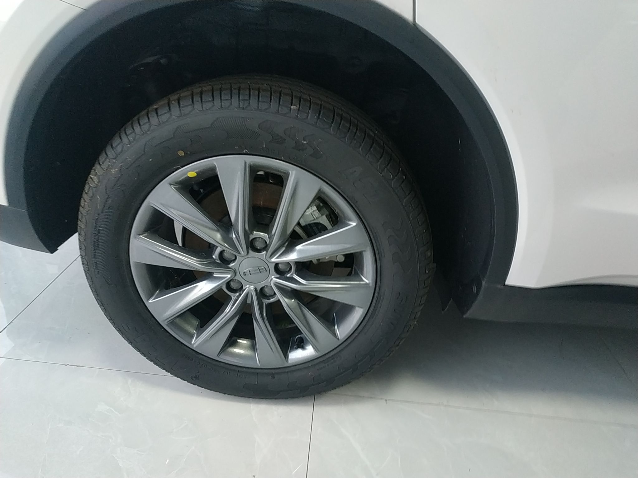 Geely Auto Jiajie 2023 Geely Jiaji L 1.5TD DCT Comfort Edition — снимка 11