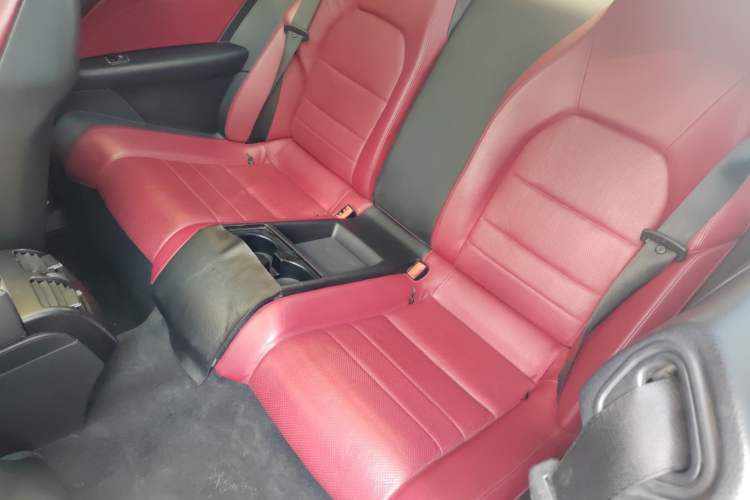 Used Mercedes-Benz E-Class 2014 E 260 Coupe Left Rear Seat