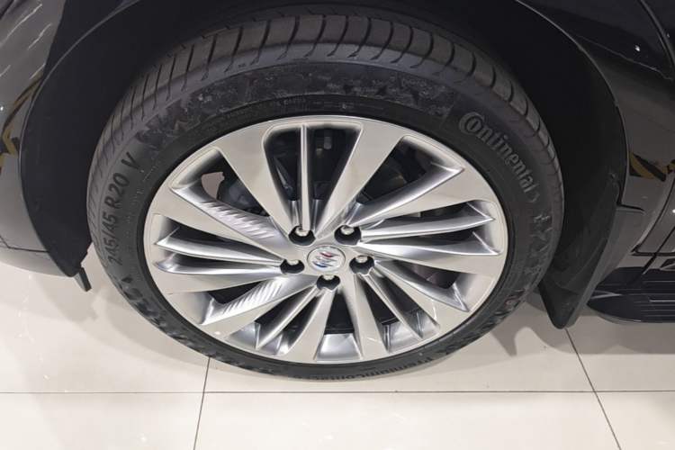 Used Buick Envision 2024 Encore Plus AWD Avenir
