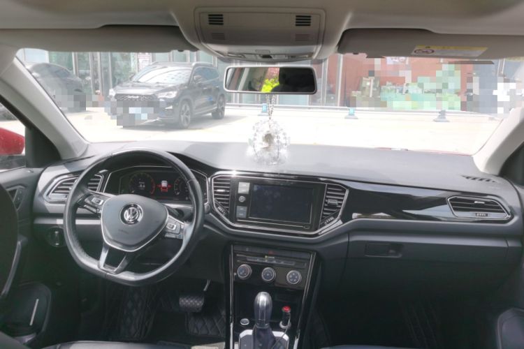 Used Volkswagen T-ROC 2019 280TSI DSG Two-Wheel Drive Comfort Version China VI Standard
