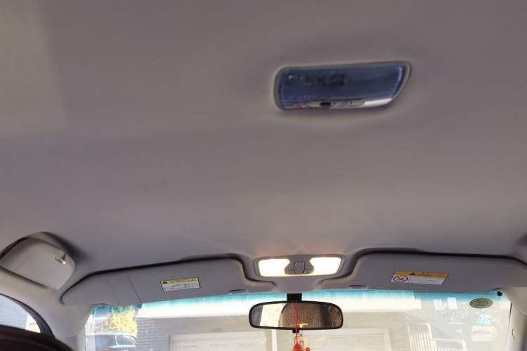 Used Great Wall Wingle 6 2017 2.4L Gasoline Two-Wheel Drive Elite Version 4G69
