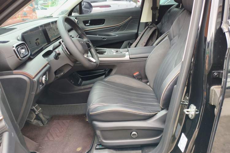 Used Chery Tiggo 9 2023 2.0T Dual-Clutch Two-Wheel Drive Prestige Version 5 Seats