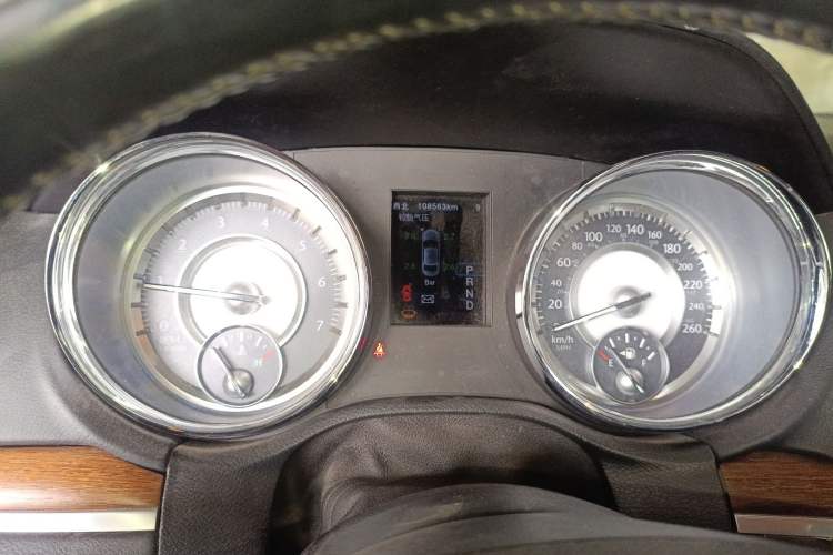 Used Chrysler 300C 2014 3.0L Excellence Edition
