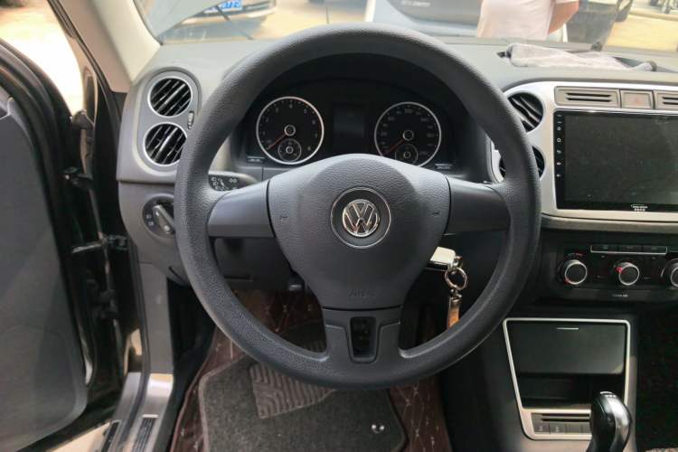 Used Volkswagen Tiguan 2016 280TSI Automatic Two-Wheel-Drive Silk Road Style Edition
