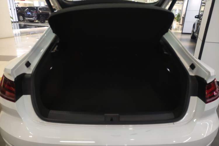 Used Volkswagen FAW-Volkswagen CC 2023 380TSI Striking Edition