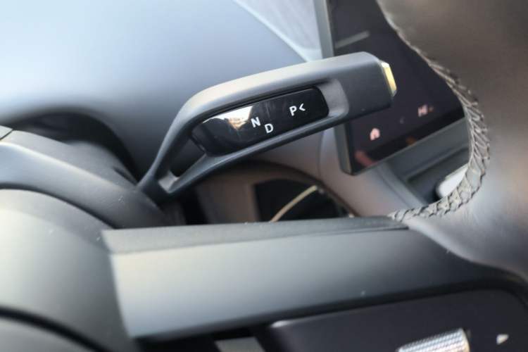 Used Xiaomi Auto YU7 2025 Ultra-Long Range High-Performance All-Wheel-Drive Max Edition
