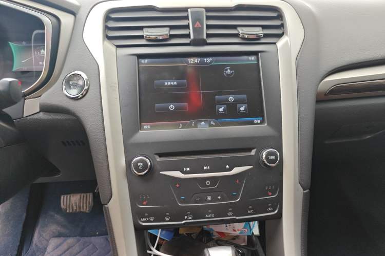 Used Ford Mondeo 2013 2.0L GTDi 200 Luxury Model