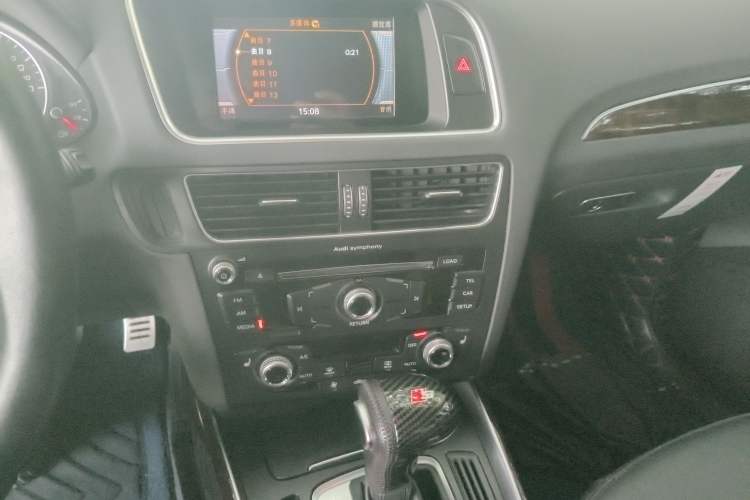 Used Audi Q5 2018 Collector's Edition 40 TFSI Technology Model