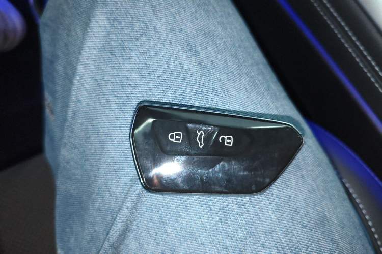 Used Volkswagen Passat 2025 Pro 380TSI Starry Dragon Luxury Edition