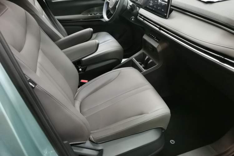 Used SAIC MAXUS Dajia 7 2024 Revised Version Super Hybrid Long-Range Edition Enjoyment Version
