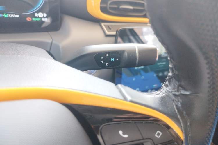 Used Leapmotor T03 2020 400 Luxury Edition Gear Lever