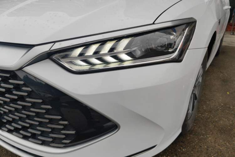 Used BYD Qin PLUS 2024 HONOR Edition DM-i 55KM Leading Model
