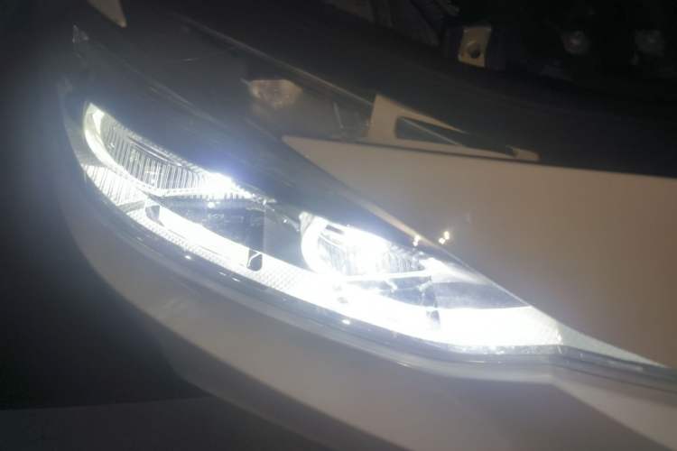 Used BMW 3 Series 2018 320Li Leading Model M Sport Package
