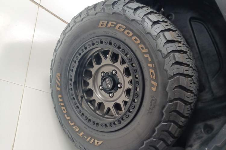 Used Jeep Wrangler 2021 2.0T Robin Hood Four-Door Edition Right Rear Wheel Hub