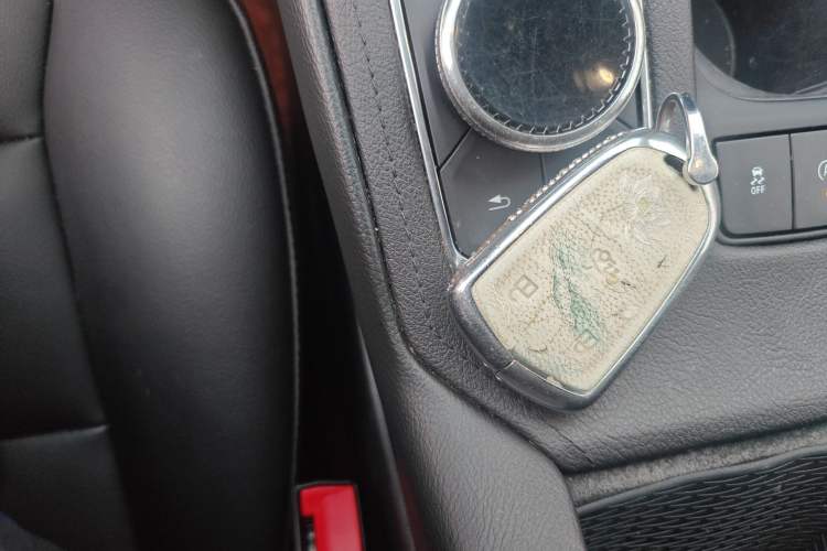 Used Cadillac XT4 2021 28T Two-Wheel Drive Luxury Version
