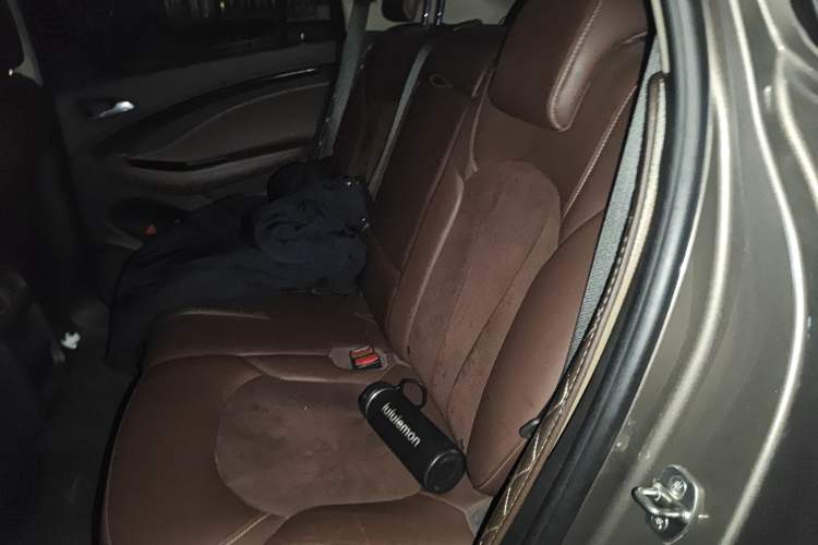 Used Buick Envision 2017 20T Two-Wheel Drive Elite Version