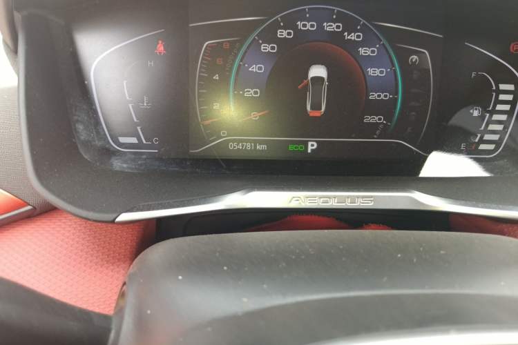 Used Dongfeng Aeolus Yixuan 2021 230T Automatic Zuiying Knight Edition Odometer Close Up