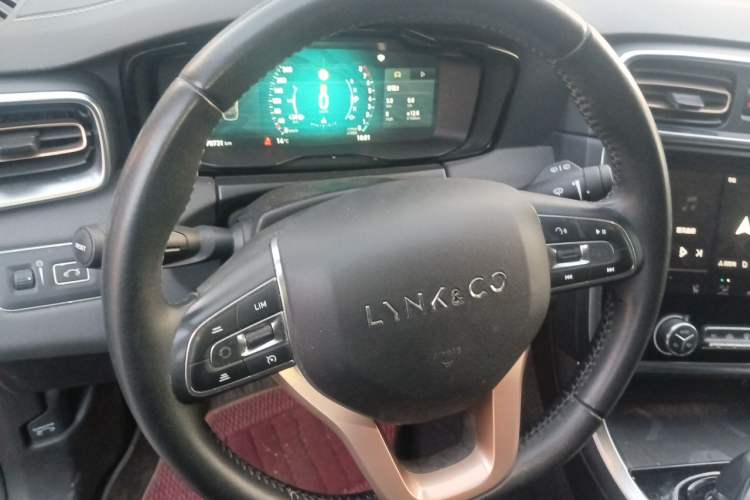 Used Lynk & Co 01 2019 2.0T Two-Wheel-Drive Pro Version China V Standard
