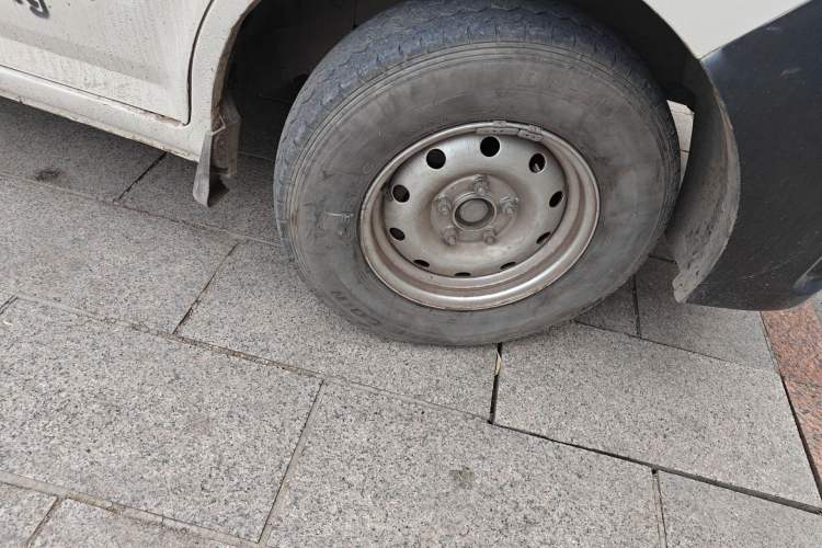 Used Foton Skyworth EV6 2023 Fast and Slow Charging Version Exterior 7