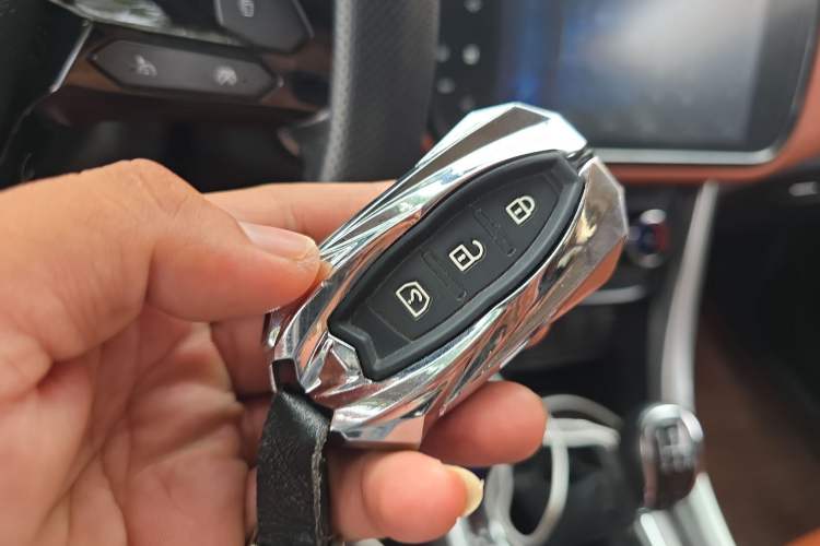 Used HYOSOW S3 2016 S3L 1.5L Manual Prestige Edition
