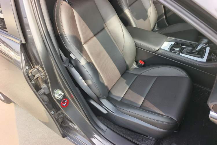 Used Mazda Mazda 3 Axela 2023 2.0L Automatic Zhiyao Edition