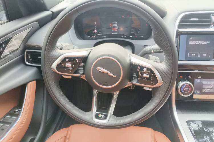 Used Jaguar XEL 2025 2.0T 250 PS R-DYNAMIC 90th Anniversary Edition Steering Wheel