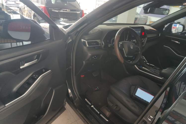 Used Toyota Crown Kluger 2022 2.5L HEV Four-Wheel Drive Luxury Edition Driver Seat