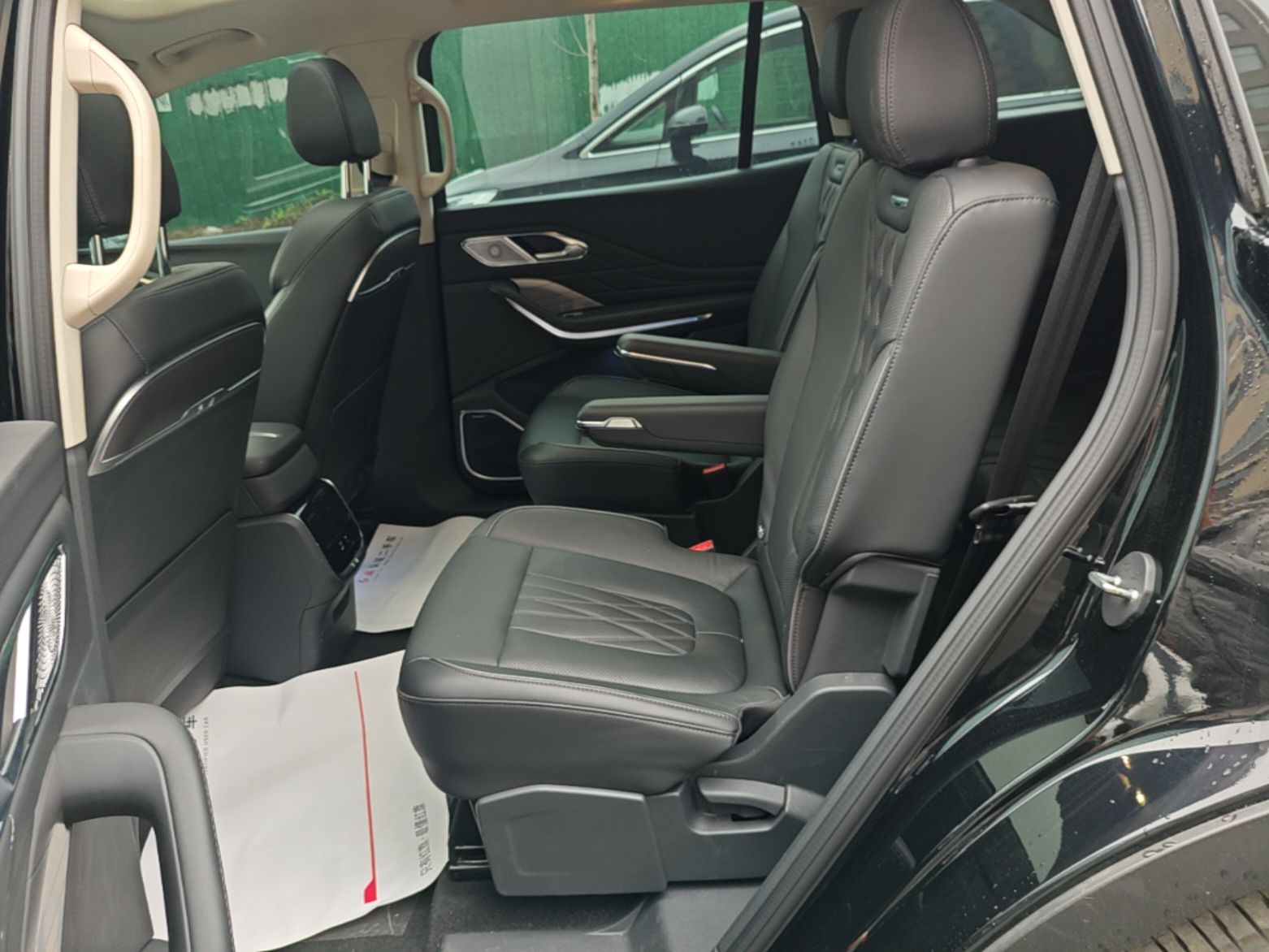 Hongqi HS7 PHEV 2024 2.0T PHEV Four-Wheel Drive Flagship Edition 6 Seats — снимка 20