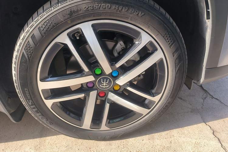 Used BYD Song L DM-i 2024 112 km Leading Edition
