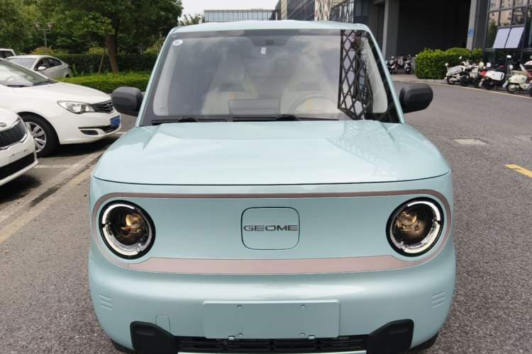 Used Geely Galaxy Panda 2023 Panda Mini 200km Endurance Bear
