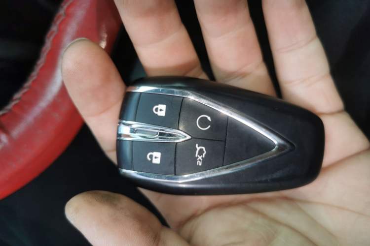 Used Changan UNI-K iDD 2022 Blue Whale iDD 130km 1.5T Excellence Model