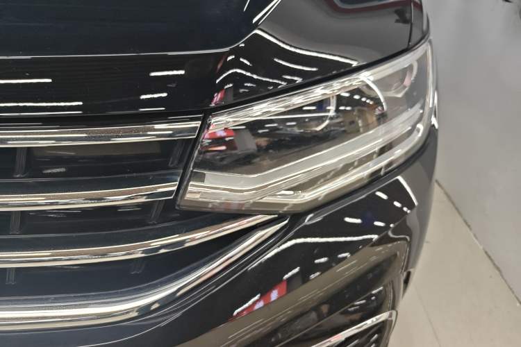 Used Volkswagen Tiguan L 2024 330TSI Automatic Two-Wheel Drive R-Line Enhanced Edition Left Front Headlight