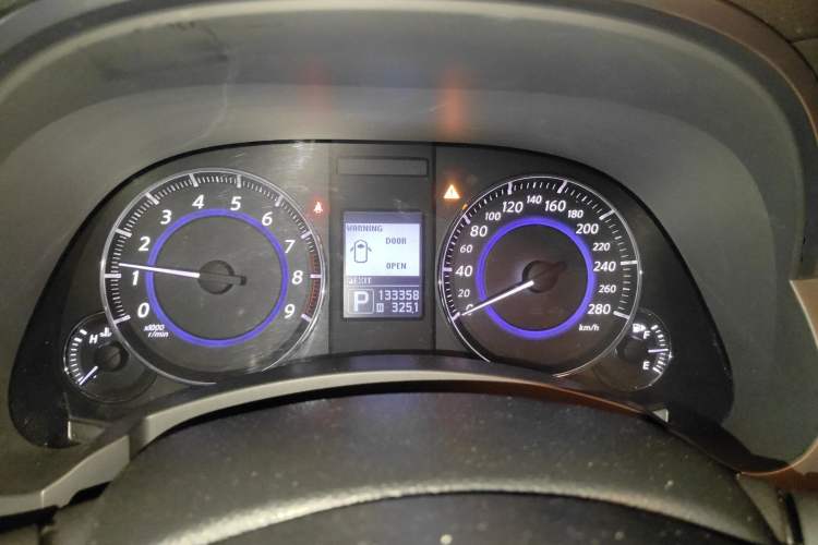 Used Infiniti FX 2013 FX37 Standard Edition
