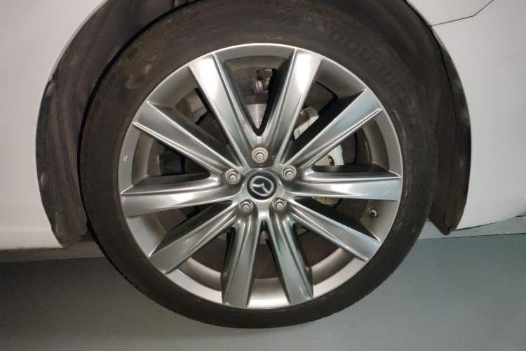 Used Mazda Atenza 2020 2.5L Skyline Sport Edition Right Front Wheel Hub