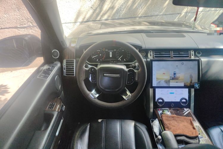 Used Land Rover Range 2014 3.0 TDV6 Vogue Steering Wheel