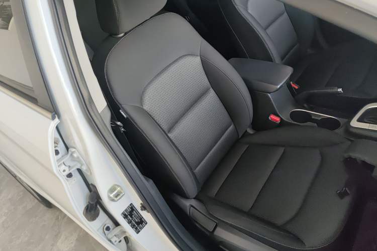 Used Hyundai Elantra (6th Generation / Lingdong) 2016 1.6L Automatic ZhiXuan – Elite Version