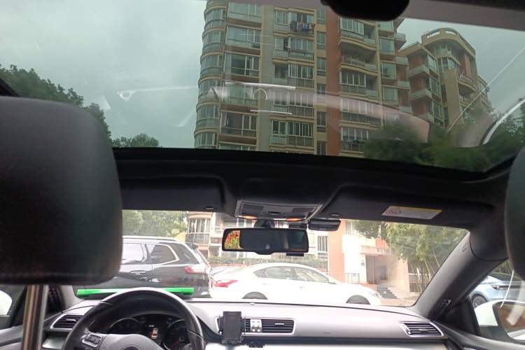 Used Volkswagen FAW-Volkswagen CC 2016 1.8TSI Luxury Model
