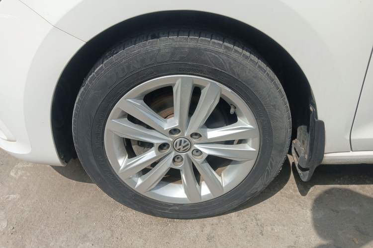 Used Volkswagen Santana 2018 1.5L Automatic Comfort Edition Left Front Wheel Hub